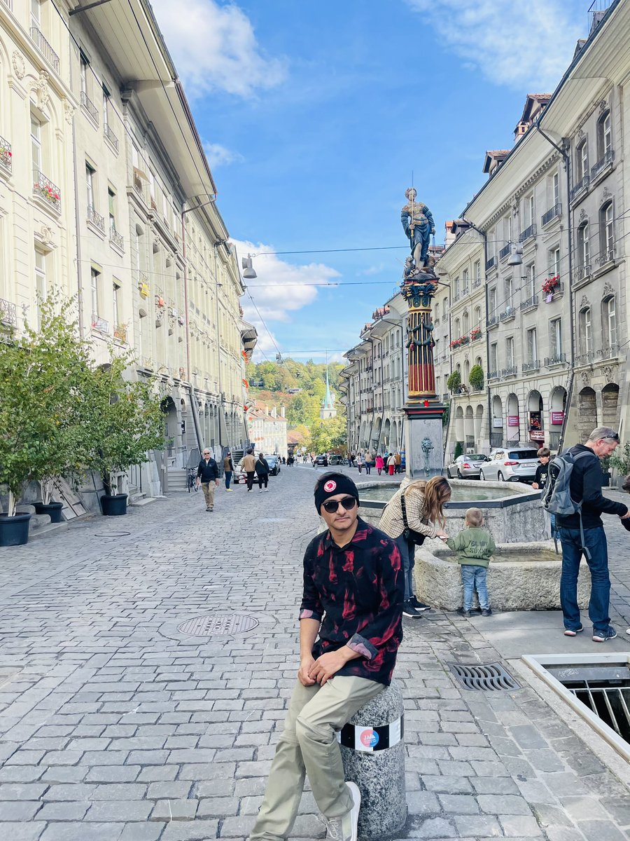 From iconic clock towers to majestic cathedrals, Bern a city of timeless beauty where every corner is a story waiting to be told 📖📸..