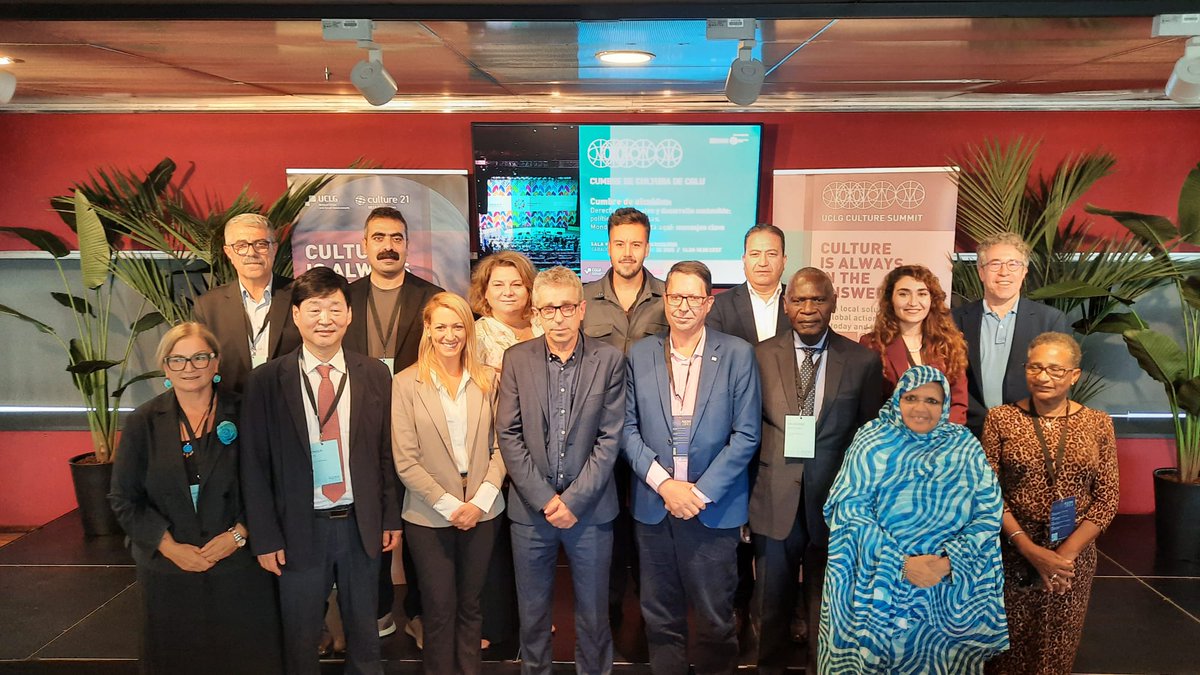 🌎 Eşbaşkanımız Doğan Hatun, “Belediye Başkanları Zirvesi”nde

📌 Eşbaşkanımız Doğan Hatun, Birleşmiş Kentler ve Yerel Yönetimler Dünya Teşkilatı (UCLG) 6. Kültür Zirvesi kapsamında düzenlenen “Belediye Başkanları Zirvesi”ne katıldı. Eşbaşkan Hatun’un yanı sıra Sur Belediyesi