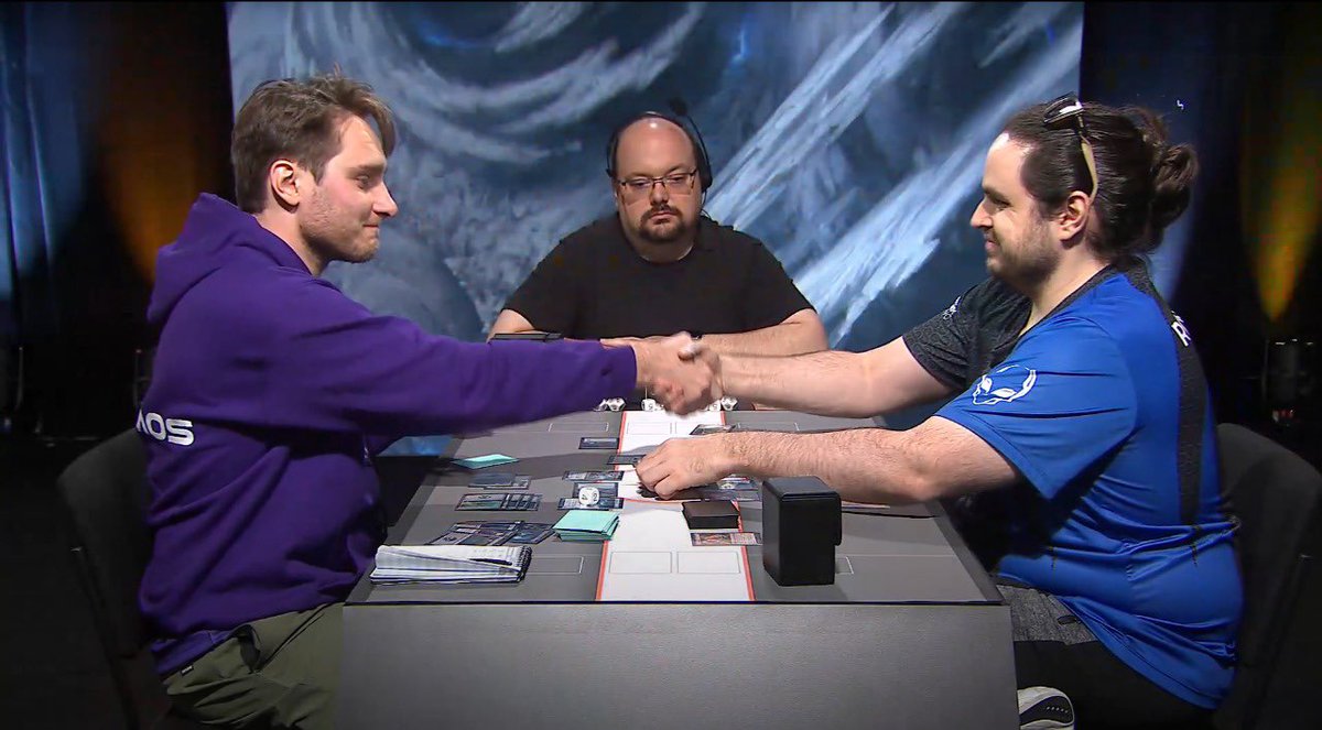 THE NAVE 🛸 tweet media