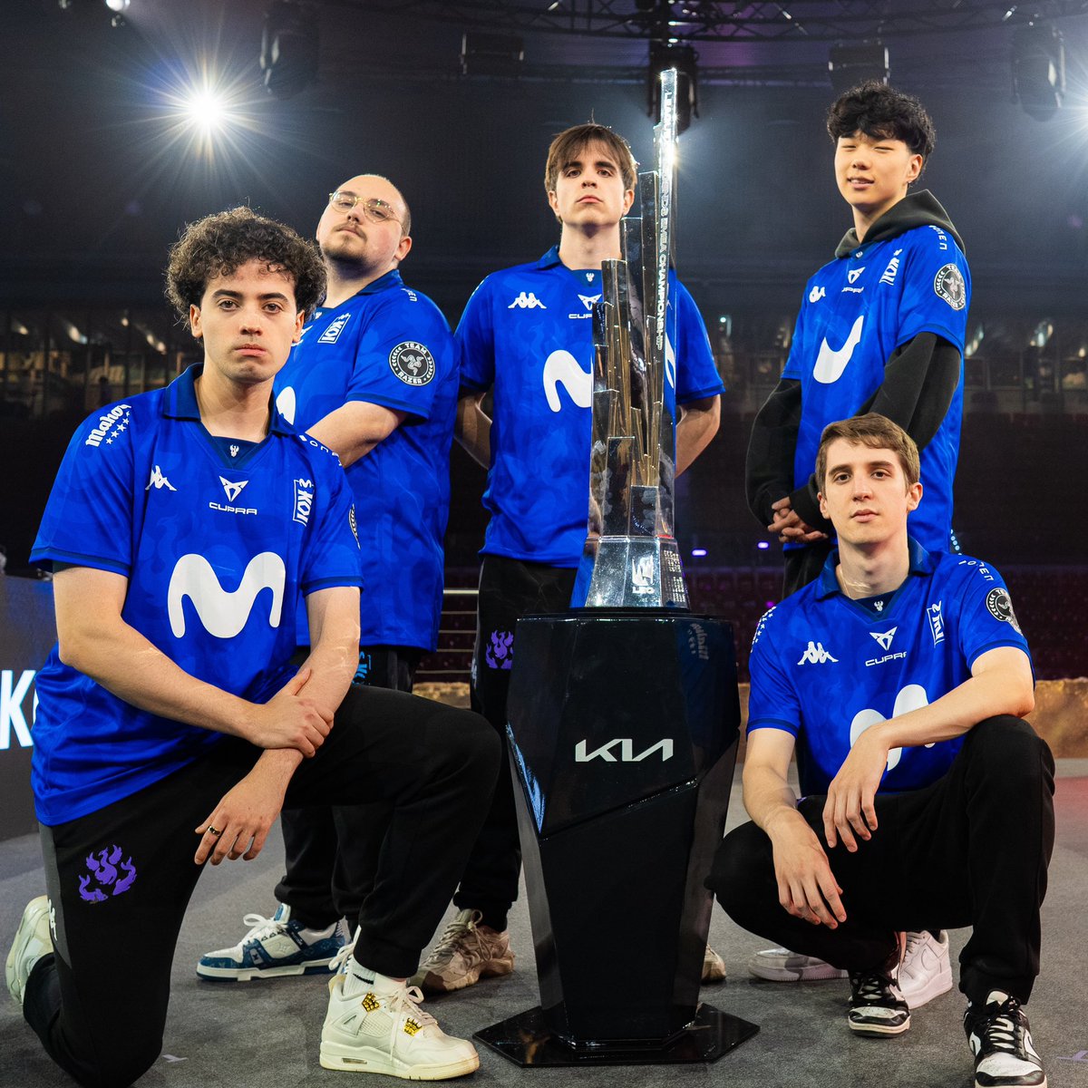 lol_es's tweet photo. A la final de mañana en la Caja Mágica 🫡 

¡Enhorabuena, @MovistarKOILoL! 🙌 https://t.co/HOoXbWMyxE
