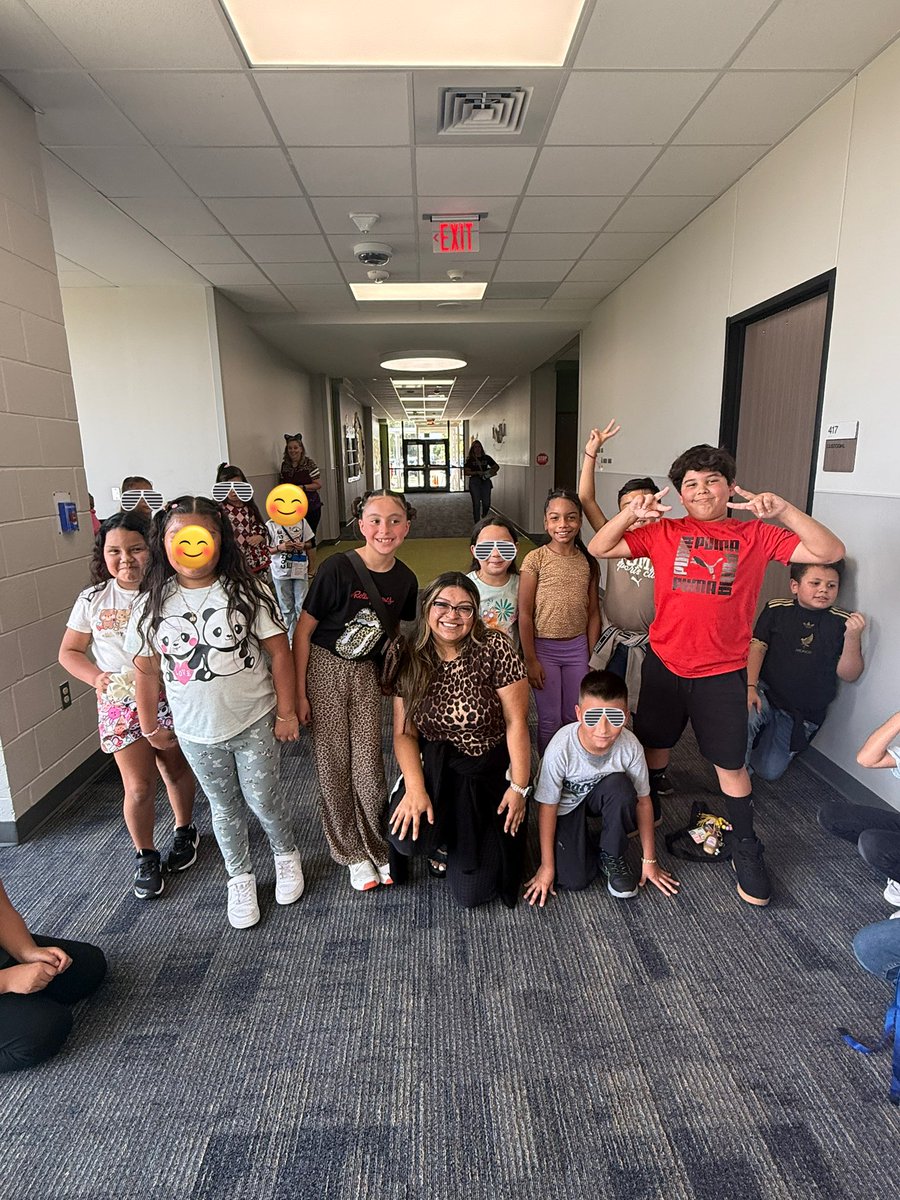 Some highlights from Digital Citizenship Week 🤩 Team Shirt Day, Western Day, and Animal Print Day 🐆