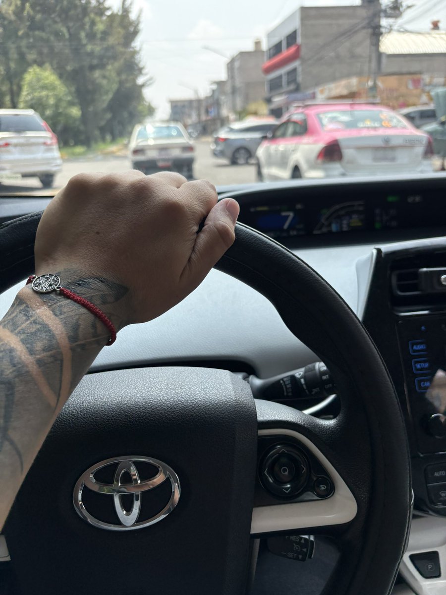 dan_stark90's tweet photo. Hoy tocó pasear con la princesa en el bandido 🚙 https://t.co/Xig0pyMYzB