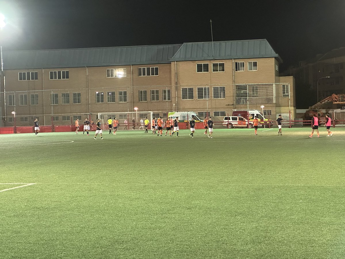 Balon_Tierra's tweet image. 🏆 PREVIA COPA DEL REY

🏟️ Amelia del Castillo

⏱️ 45’

⚽️ Final de la primera parte

@intervaldemoro 1️⃣ 🆚 0️⃣ @UniversitarioF2 

🗣️ @ruwen1989 

#VamosInter 
#PreviaCopaDelRey
#InterValdemoroUniversitarioFC
#LaCopaMola