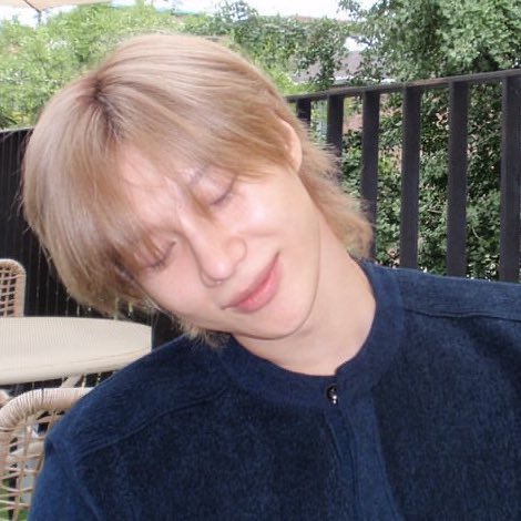 jonghyyun's tweet photo. aaaaah my jongtae https://t.co/PEM1eCamZu