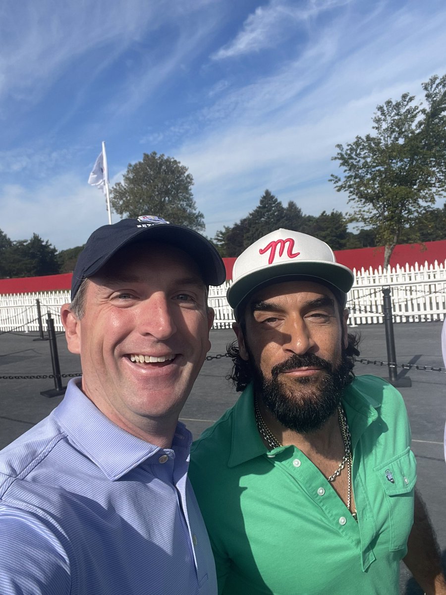 ChipWorkman's tweet photo. Love seeing @manoloteachgolf walking into the @rydercup this morning. Hopefully going to give @RyderCupUSA a pep talk! https://t.co/RnNNjoYvcm