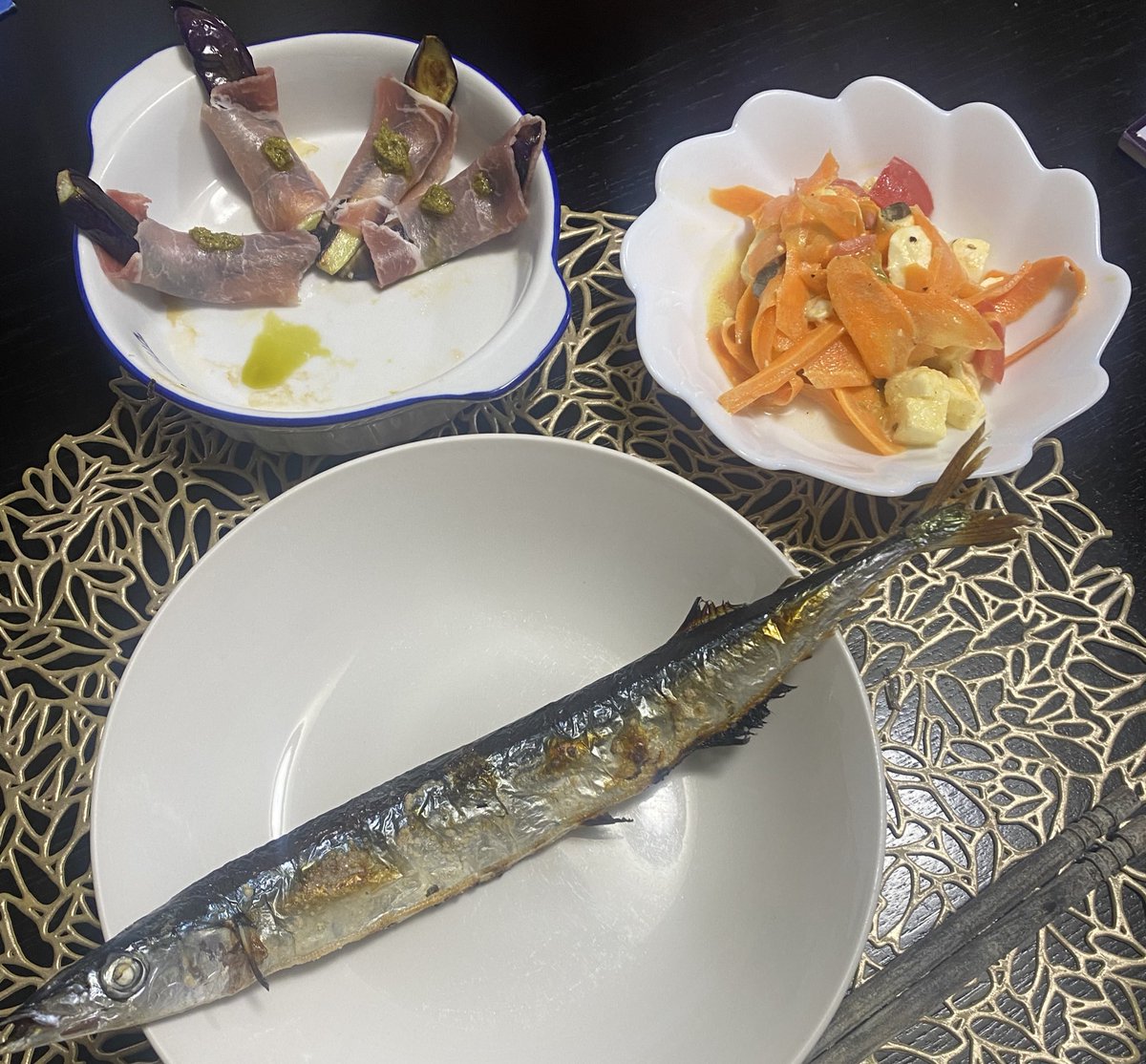 ビールと白ワインで流し込んだ