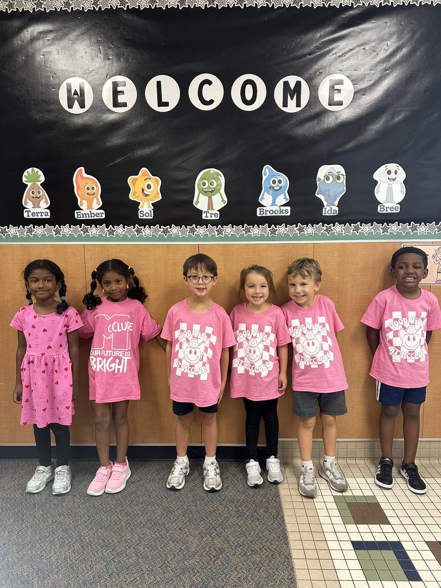 🤩 RESPECT AWARD WINNERS! 🤩

We are so proud of these students for showing respect to their classmates and teachers! Keep up the great work, Marshals! 👏 
#mccluremarshals #mcclure2526 #respect