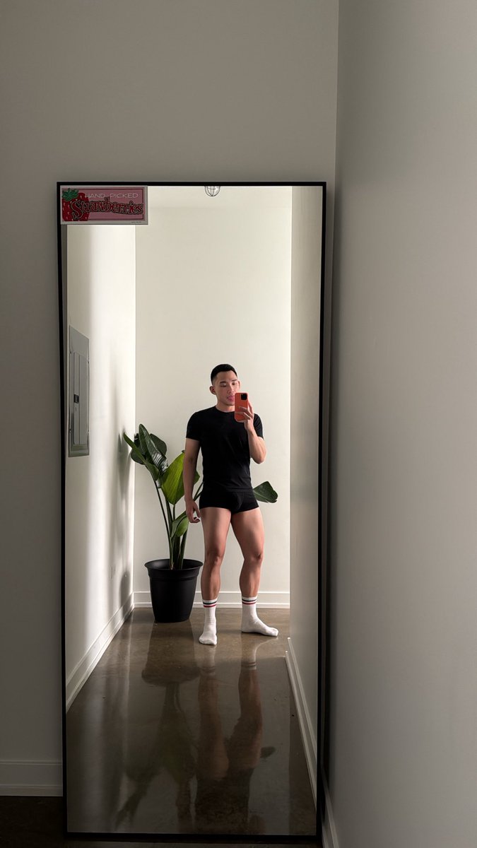 jaylinetti's tweet image. still feels like summer in Chicago ☀️