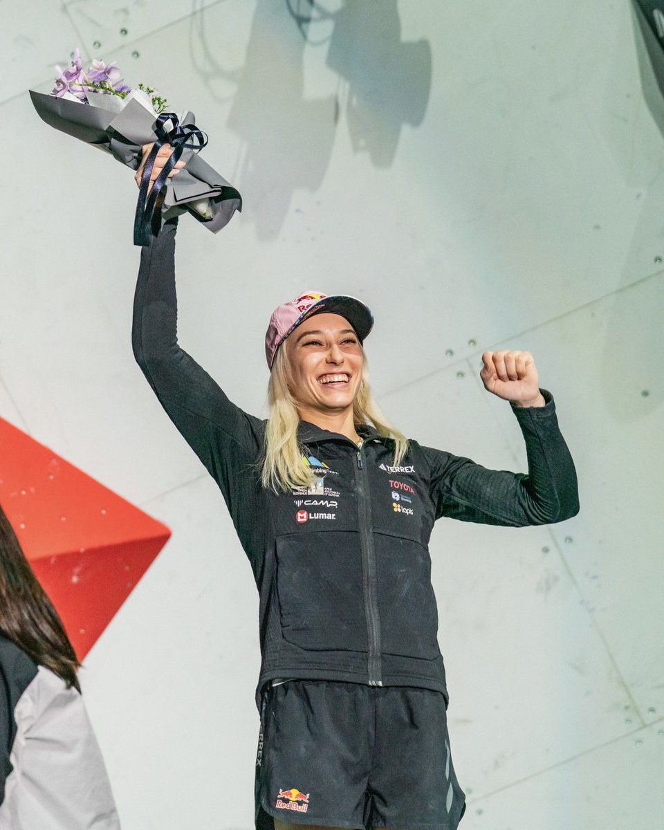 worldclimbing's tweet photo. WHAT A BATTLE IN WOMEN'S BOULDER! ⚔️

Janja Garnbret 🇸🇮 topped all four boulders to win the women’s Boulder final, with Oriane Bertone pushing her to the limit with three tops and finishing second. Melina Costanza completed the podium in third.

🔗 https://t.co/ws7CAhUVeB https://t.co/2CEHMeYM6I