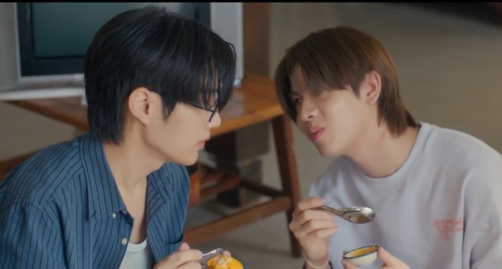 sfkkfs_'s tweet photo. สงสัยเมื่อคืนใช้แรงเยอะไปหน่แย 
กู : 

#เขมจิราต้องรอดEP8 https://t.co/6Ga3xX0CfL