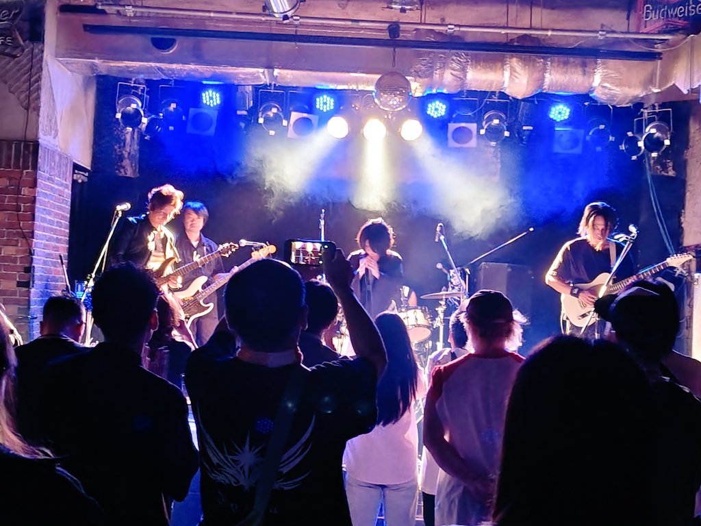 chizu115112's tweet image. CHOP楽しかった☺🎶
BeSide   spira presents vol.3
#VECT
#クロトコン
#spira
の流れは私得ですか？💕🎶
な最幸のタイテでした
ありがとうございました!!
