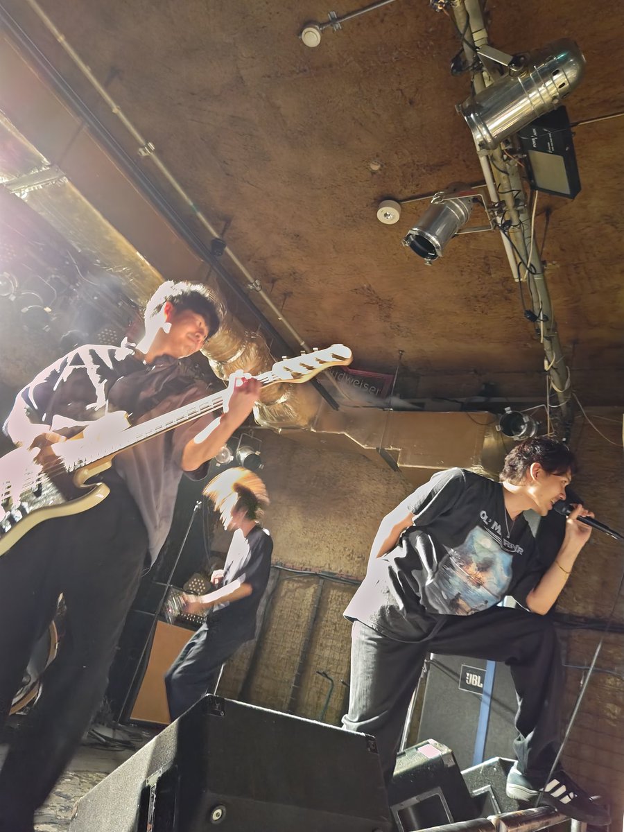 chizu115112's tweet image. CHOP楽しかった☺🎶
BeSide   spira presents vol.3
#VECT
#クロトコン
#spira
の流れは私得ですか？💕🎶
な最幸のタイテでした
ありがとうございました!!