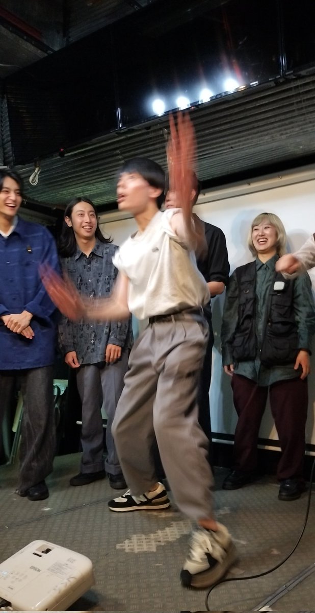 wangrihe's tweet image. セガにデート来て音ゲーやるコーデ　#恋愛ゲームライブ