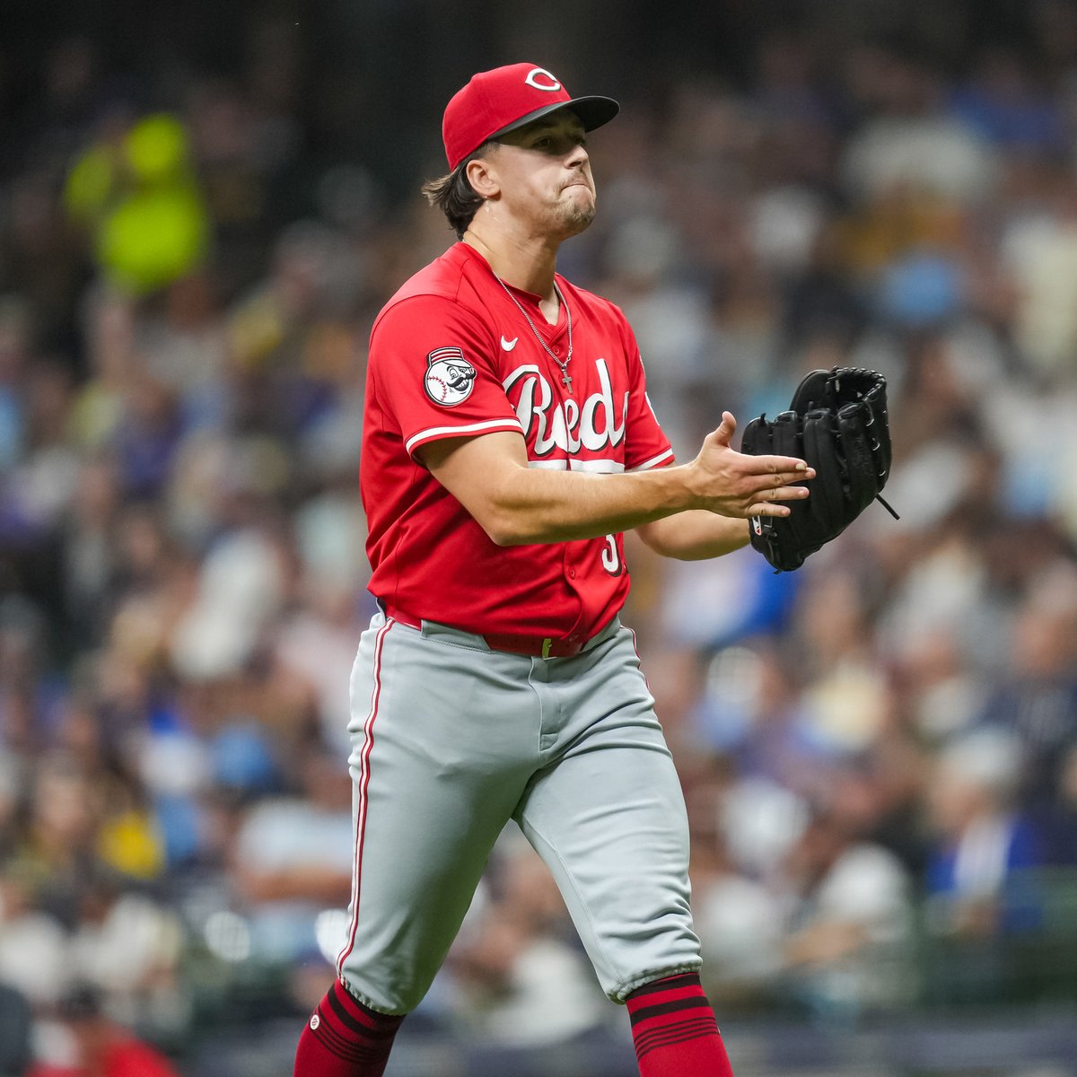 Reds's tweet image. Good morning, let&apos;s have a day.