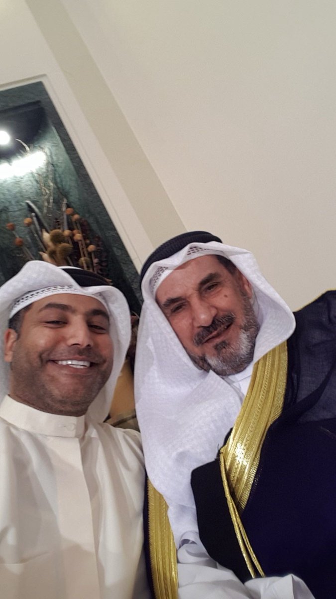 في أول ليلة له في قبره .. نسأل الله أن يرحم 

العم عبدالكريم المنشد

وأن يؤنس وحشتهً.. ويثبّته عند السؤال .. ويجعل قبره روضةً من رياض الجنة.

اللهم إنه في ذمتك .. فقه فتنة القبر وعذاب النار واغفر له وارحمه .. إنك أنت الغفور الرحيم