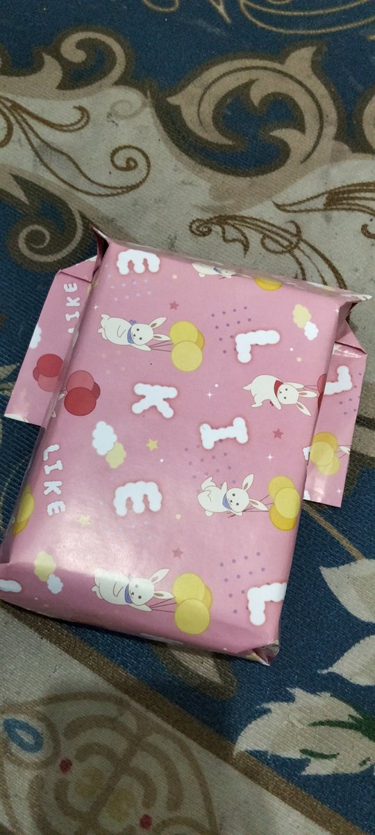 ceoconan's tweet image. first time ngadoin hadiah ultah ke seseorang hihii moga beliau suka n nerima maafku karena ak pernah ngecewain🥹😭