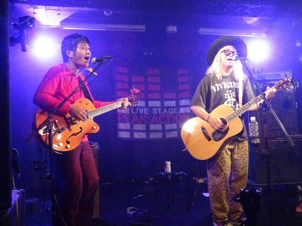 tsukasa_0720's tweet image. 本日こちら、でした。ありきたりな表現だが、互いに高め合う、まさしくそれを体現したようなステージであった。最後まで熱量が落ちない。良いものを見せていただいた、ありがとうございました。写真の掲出については許可を得ております。 #peakaction #thing_of_gipsy_lion #パイナップル独りウェイ