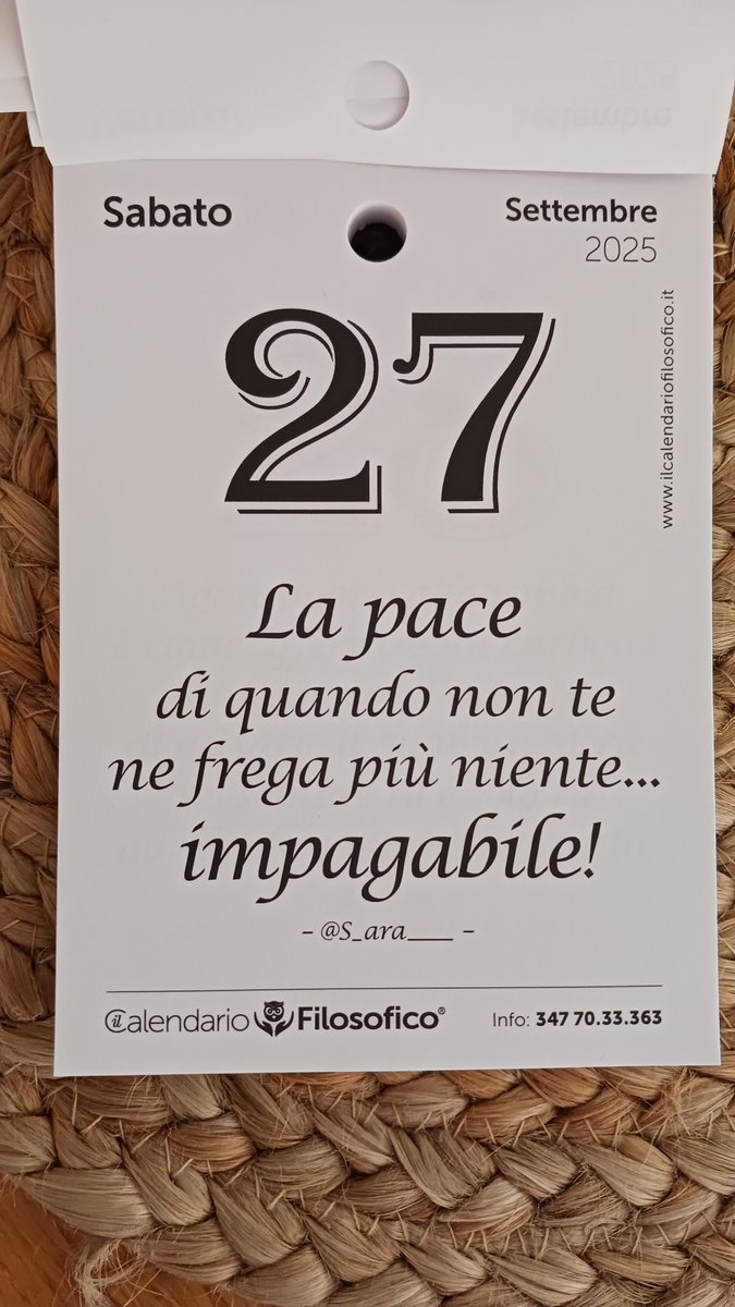 ”La pace di quando non te ne frega più niente… impagabile!”

This is the first quote this year that I don’t get, seems like it says you shouldn’t care a sh*t about anything, which of course would be nonsense.

My daily Duolingo.