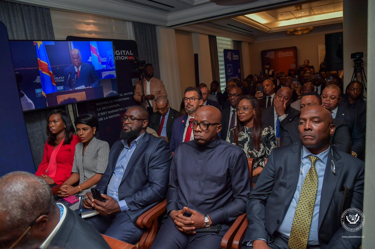 Presidence_RDC's tweet image. Profitant de son séjour à New-York, aux États-Unis d’Amérique où il a pris part à la 80ème session ordinaire de l’Assemblée générale des Nations Unies, le Président Félix Tshisekedi a présidé, ce vendredi, le Side event DRC Digital National 2030.

Devant une salle remplie des…
