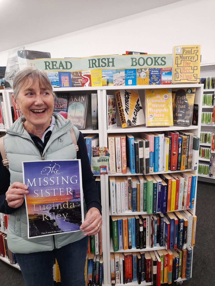corkcolibrary's tweet photo. There is no telling where a book might bring you!
Meet Marilyn Ricks a recent visitor to Clonakilty Library who came to the Clonakilty area only because she read Missing Sister by Lucinda Riley.
She is hoping to also visit Ballinascarthy where Lucinda lived.
#clonakiltylibrary
@CorkCountyCouncil
@LibrariesIreland
@Clonakilty
@ILoveClonakilty