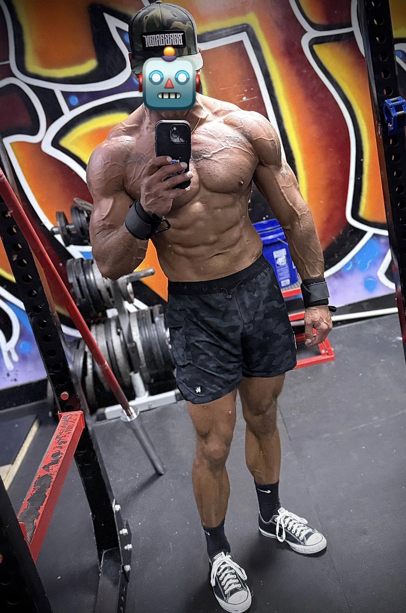 BowTiedYukon tweet media