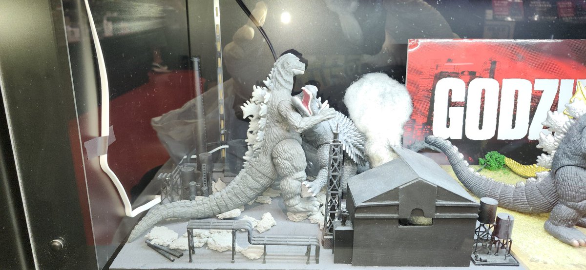 BurningMF as Dimetrodon&Lizzie of Crocodiles🐊🐊 (@gfwavp100