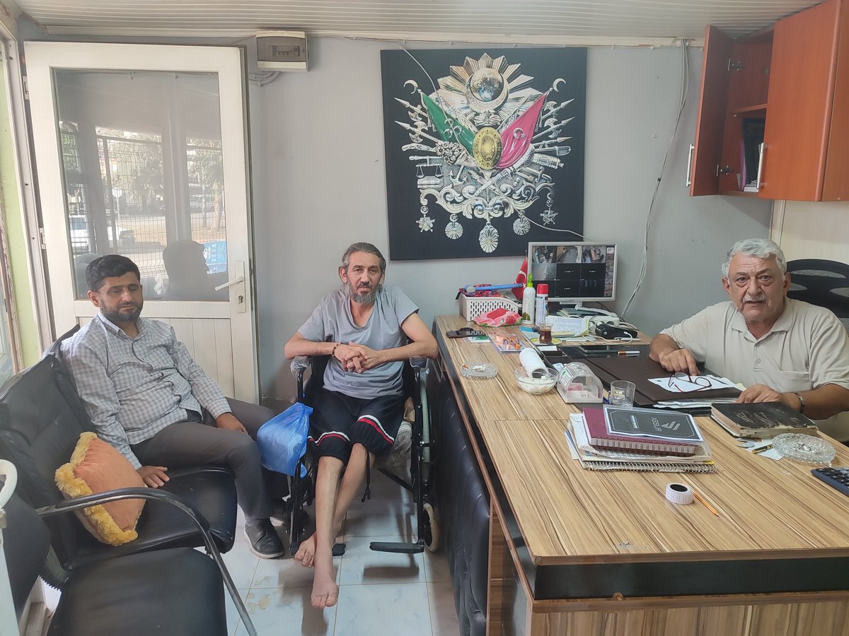 temurmuratt's tweet image. Geçirmiş olduğu inşaat kazası sebebiyle Şahin ağabeyimizi ziyarette bulunduk. Rabbimden şifa diler, çekmiş olduğu acıları kendisine kefaret olmasını Rabbimden niyaz ederim.
#SiS(Kozan)