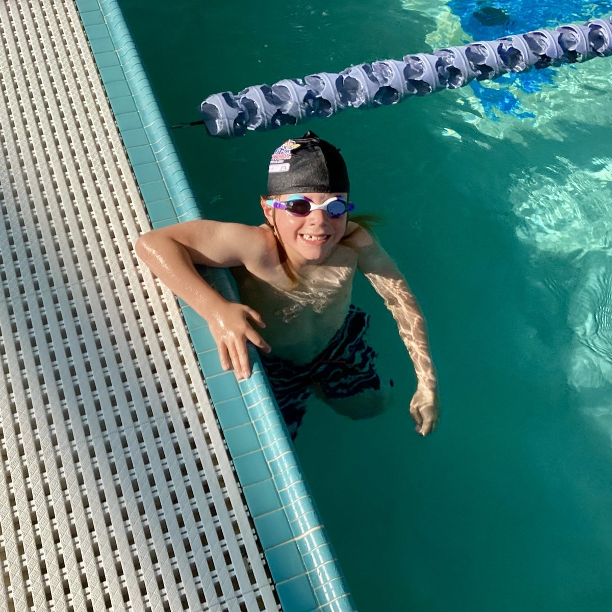 BSSStLouis's tweet image. Just a shark showing off his teeth 😁😁
.
#cheese #britishswimschool #funinthepool #stlouis #swimafterschool
.
Learn more about our programs at:
🔗- britishswimschool.com/st-louis
📞- (314) 312-1878