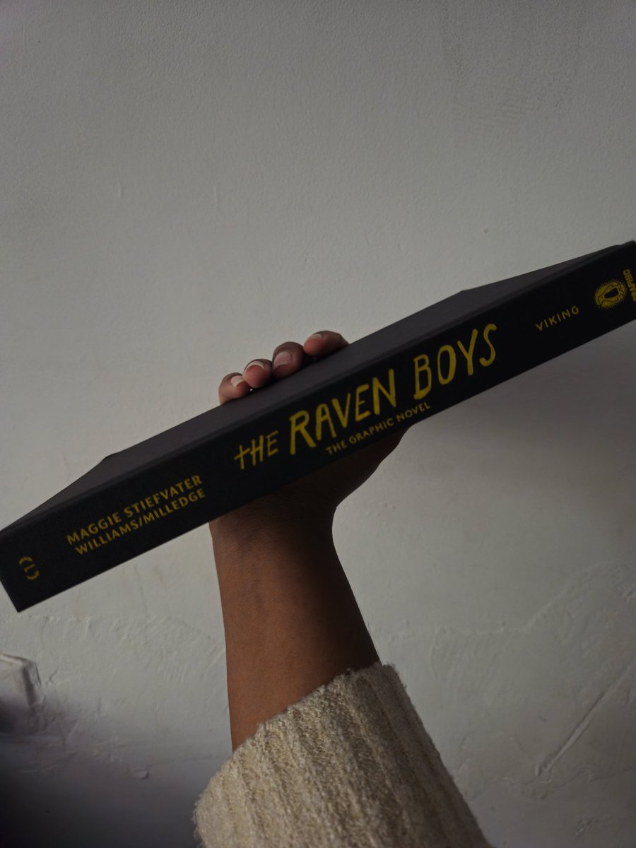 Iuvsright's tweet photo. NAO SEI AMAR POUCO
minha graphic novel finalmente chegou e eu sou a pessoa mais feliz do mundo
@mstiefvater você é 10 https://t.co/gJuIeLr0ts