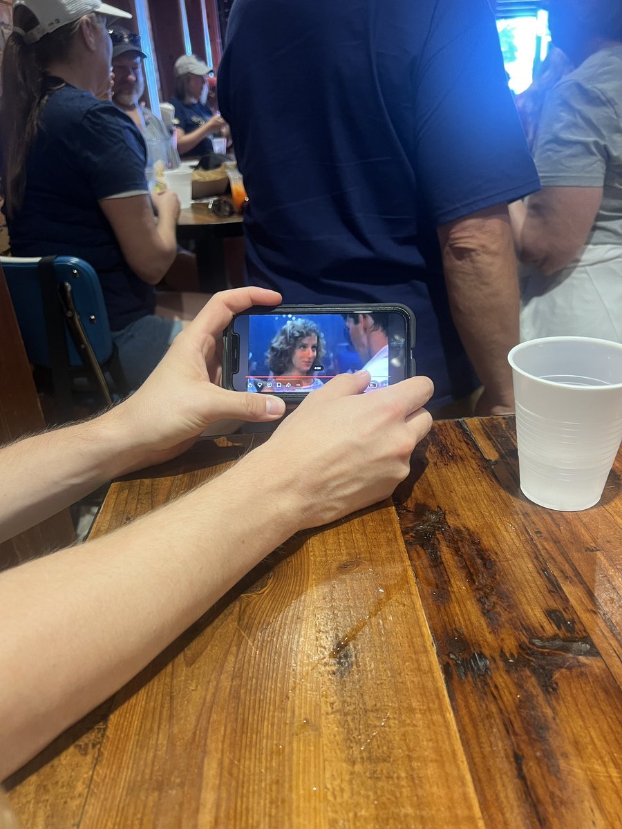 elizabeth tweet media