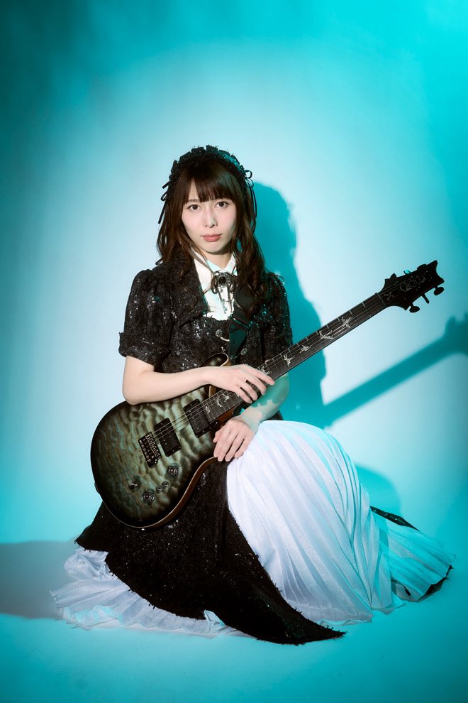 歌波様
お誕生日おめでとうございます🎂🎉

心を時に滾らせ、揺さぶり、泣かせ、そして癒してくれる楽曲にギタープレイ・・
僕にとってかけがえのない存在です。
みんちょさんの未来が、もっと素晴らしいものになりますように！
 #bandmaid
<a href="/kanami_bandmaid/">BAND-MAID KANAMI</a>