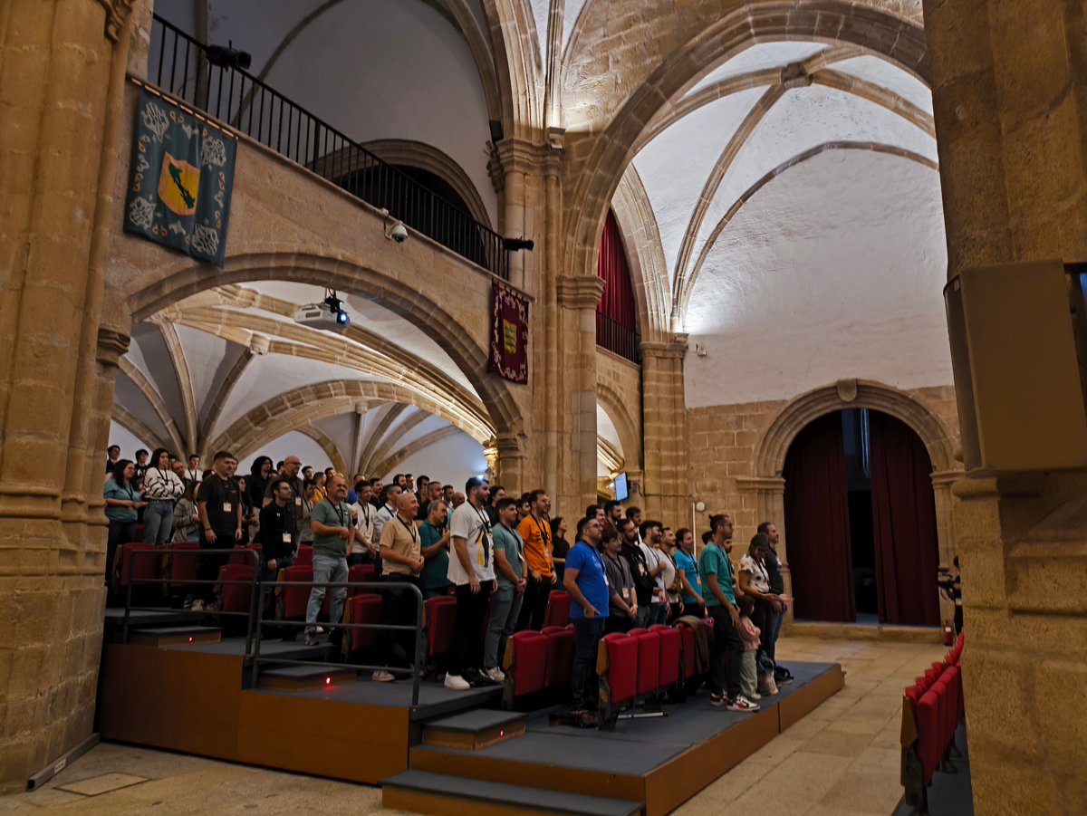 CDTIC (@ticextremadura) on Twitter photo 🚀 Hoy en Cáceres celebramos el Extremadura Digital Day 2025 en el Complejo Cultural San Francisco. #IA, #Ciberseguridad, #Drones, #IoT y más. Desde el CDTIC acercamos la innovación a PYMES y StartUps. ¡Ven a descubrirlo! #EDD2025 #CDTIC <a href="/DGDigitalEx/">Digitalización Regional de Extremadura</a> 🚀 Hoy en Cáceres celebramos el Extremadura Digital Day 2025 en el Complejo Cultural San Francisco. #IA, #Ciberseguridad, #Drones, #IoT y más. Desde el CDTIC acercamos la innovación a PYMES y StartUps. ¡Ven a descubrirlo! #EDD2025 #CDTIC <a href="/DGDigitalEx/">Digitalización Regional de Extremadura</a>