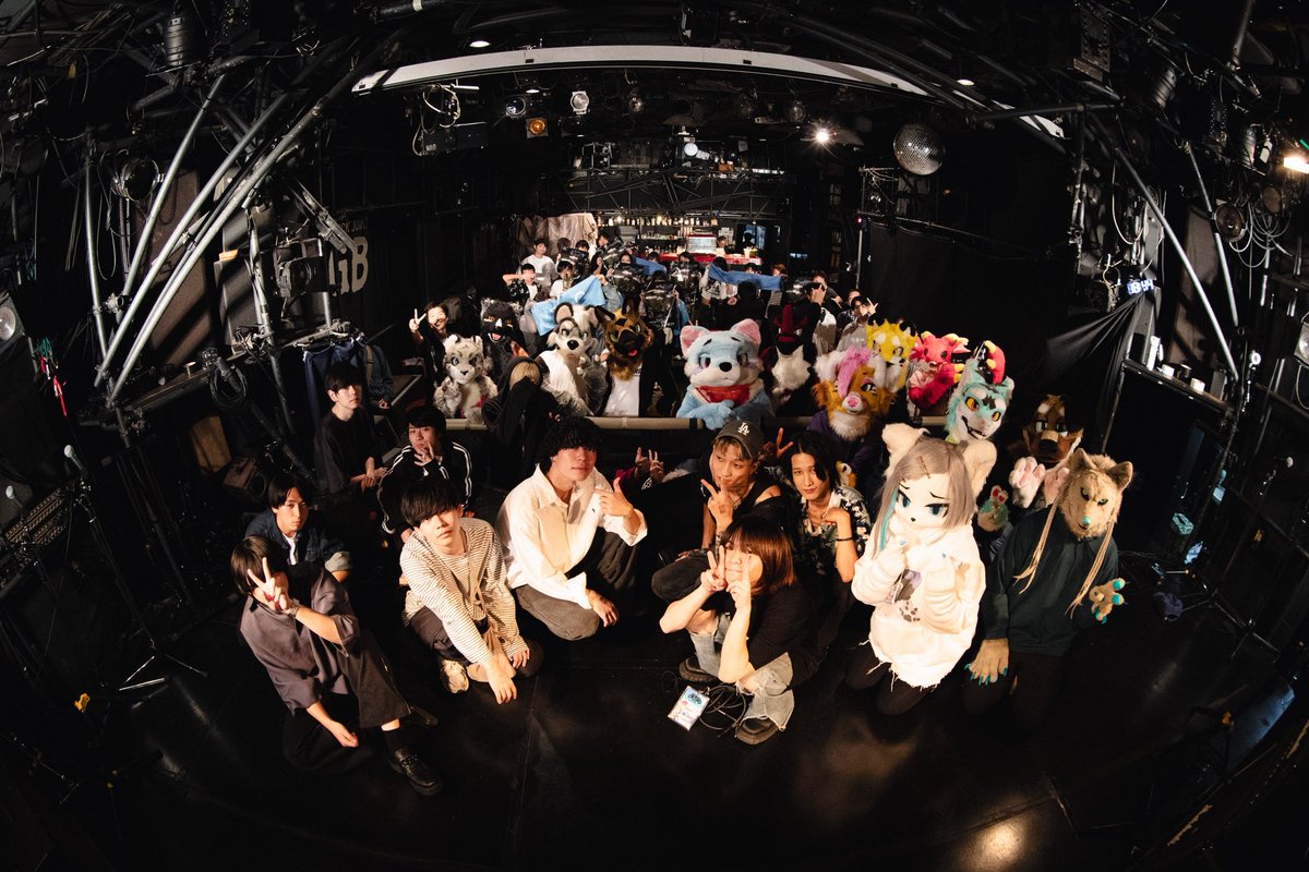 【御礼】#幻獣交差点、無事終演いたしました！

ご来場いただいた皆様、最高のパフォーマンスを披露してくださった出演者の皆様、そしてスタッフの皆様、本当にありがとうございました！

人間とケモノが音で交わる、最高の空間でした！

📸:<a href="/ayupiko_0305/">あゆぴこ🧃𓆛𓆜𓆝𓆞𓆟</a>