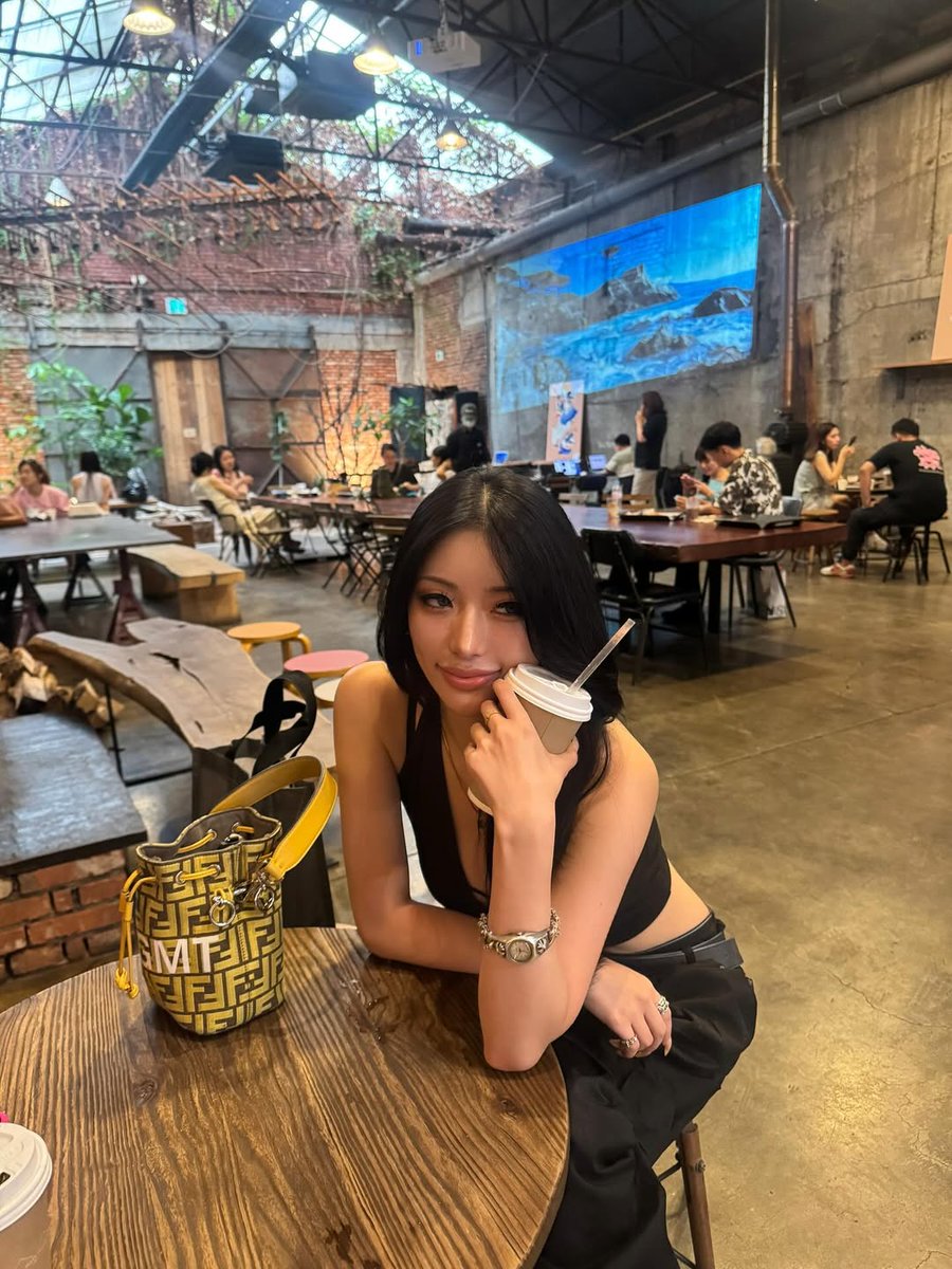 sungcana's tweet photo. Just a saturday night coffee date with my pretty princess🤍 https://t.co/zsrGhtZR2t