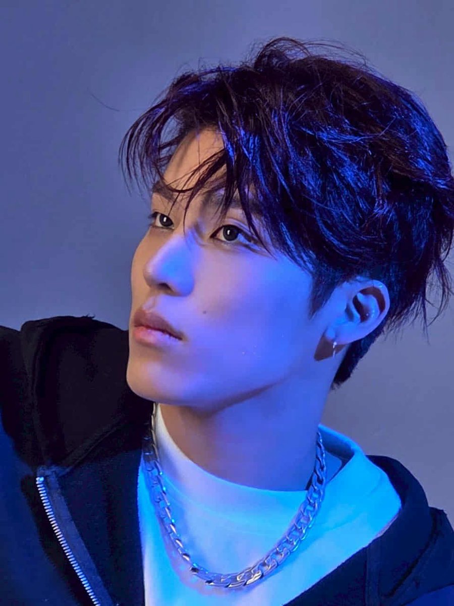 [📸] 270925 | Weverse #PARKJEONGWOO

🐺: ทึเมทุกคนครับ! ผมรู้สึกเสียใจและเสียดายมากที่ไม่สามารถมอบเพลงเป็นของขวัญให้ได้เนื่องจากต้องเตรียมตัวหลายอย่าง ผมจะตอบแทนความรักของทุกคนด้วยการแสดงของพวกเราในคอนเสิร์ตอย่างตั้งใจกว่าเดิม ผมจะอัพรูปที่มีอยู่แล้วให้นะครับ!