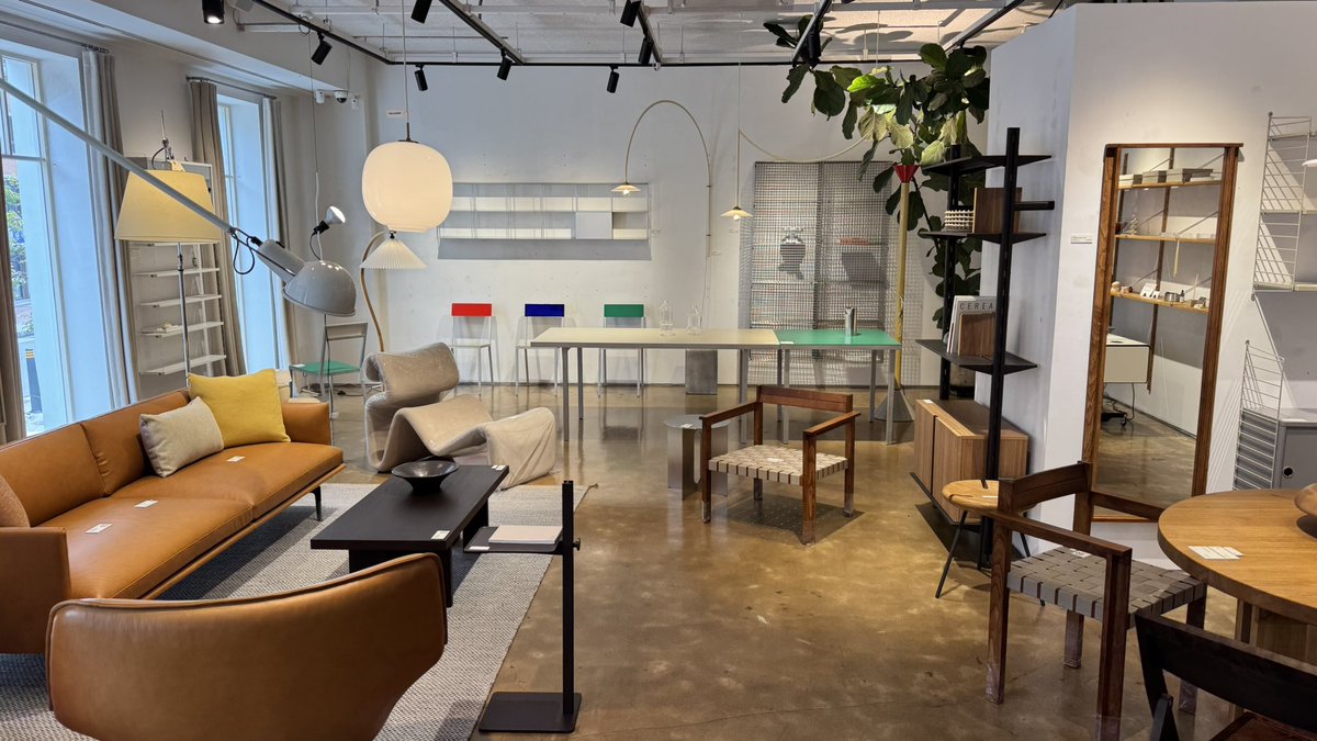 다음 주면 자취 할지말지 나의 운명이 정해지기 때문에… 설레발치며 계속 가구 보러 다님…