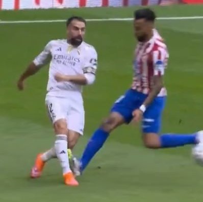 ¿Esto solo ha sido amarilla? Es roja eh