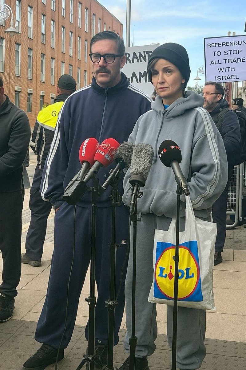 Reunify32's tweet photo. Maria Antoinette Steen’s campaign team has proposed a new wardrobe for Election 2032. https://t.co/Oavby8MPEz