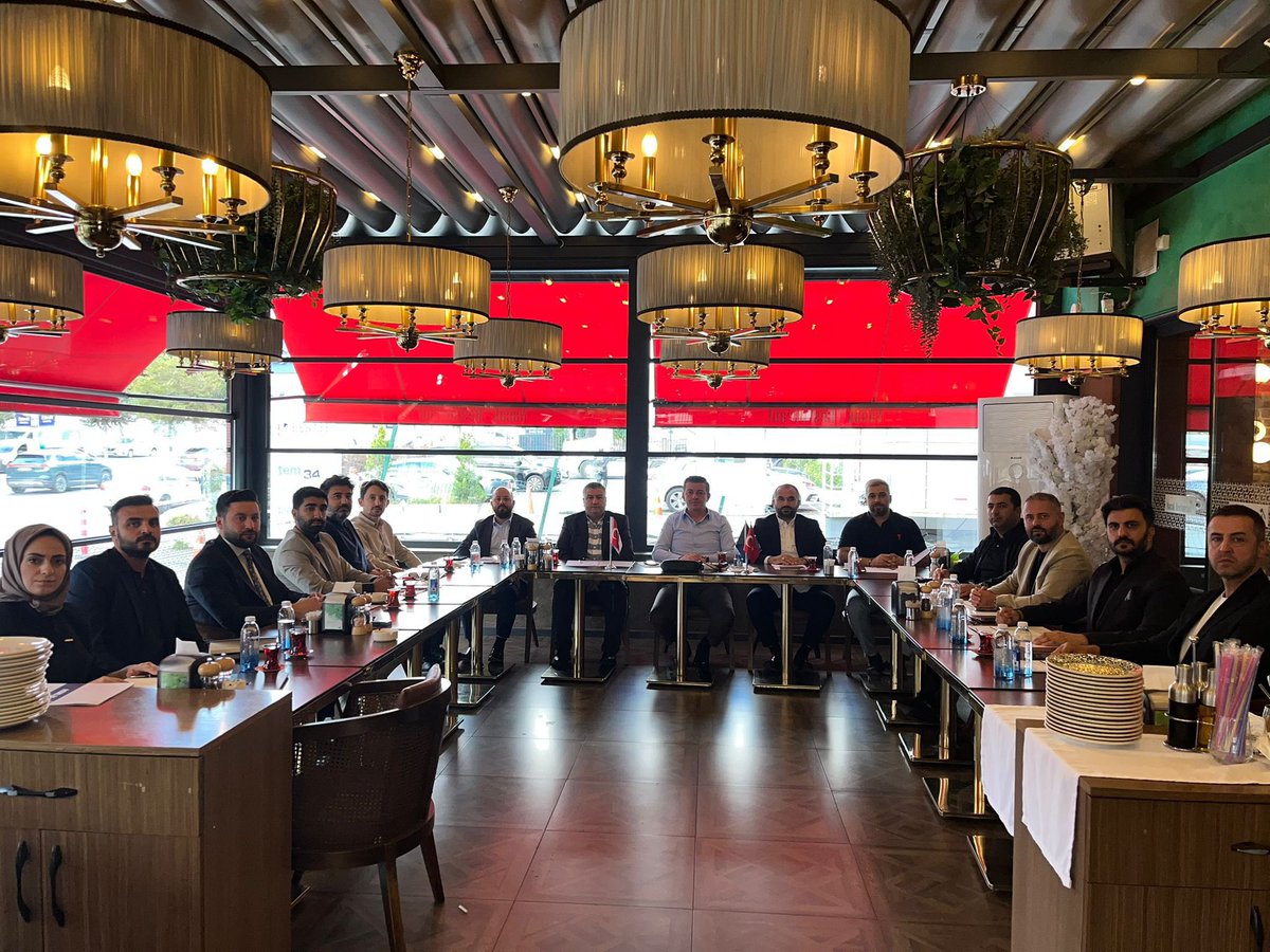 13.Dönem ASKON 13.Teşkilatlanma Toplantımızı, Doğu Anadolu Bölge Başkanımız Sn. Abdullah AYDIN’ın ev sahipliğinde gerçekleştirdik.

Birlik ve istişare içerisinde aldığımız kararların camiamıza hayırlı olmasını dileriz.