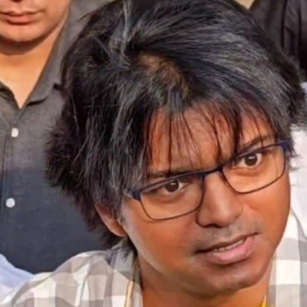 Imagine ur dying for this trash😭😭😭