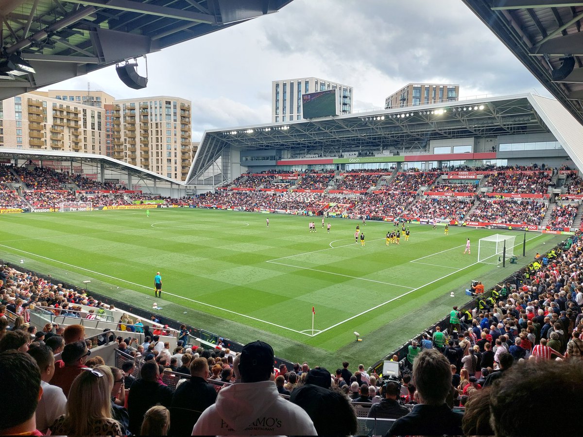 A big win for the mighty Bees v Man U. Obviously had a great time, but it was a perfect example of VAR sucking the enjoyment out of the game. #BrentfordFC #ManchesterUnited #PremierLeague