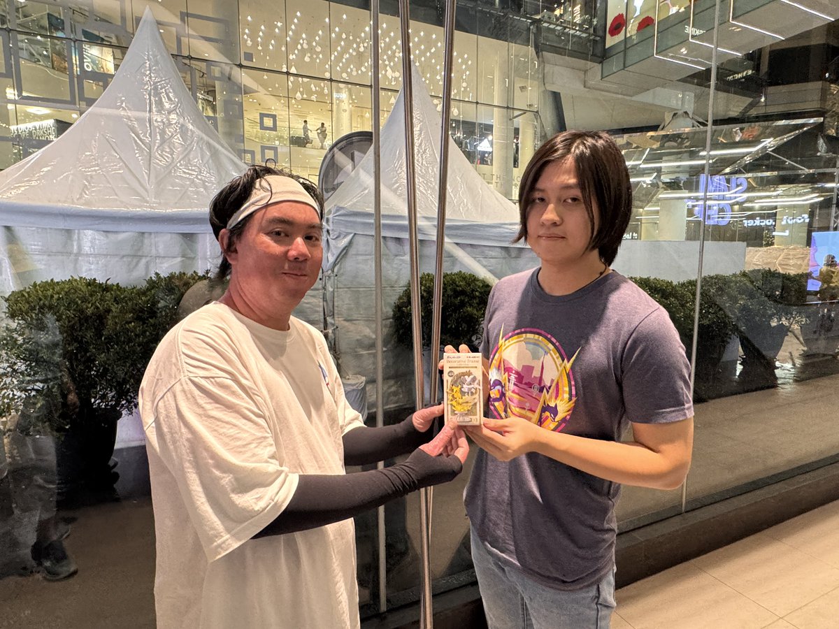 Here’s our champion is oMTSoKJ!!! 🏆
And the runner-up is SunGouki!
Thank you guys for today 🙏

แอดหมีไอซ์ the หมีขี้เกียจ 
#IzeTheLazyPolarBear #เล่นเกมฉบับหมีขี้เกียจ
#PokemonGOThailandหมีขี้เกียจ
#PokemonGO #ポケモンGO #CitySafariBangkok2025
#Pokemon #โปเกมอน