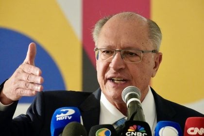 É O Alckmin SEM MEIAS PALAVRAS. 
"A População Não Quer Penas Menores, MAS MAIORES"