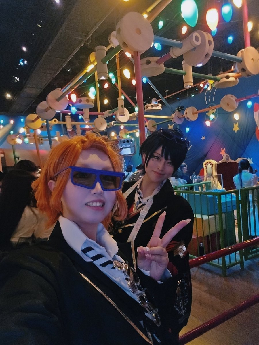 Cosplay ♦️♠
アウパしてます🧹
お写真撮ってくださった方ありがとうございます‼️
トイマニはダイヤモンド先輩の圧勝でした‼️次は負けません‼️
 #Dハロ  #Dハロツイステ  #仮装