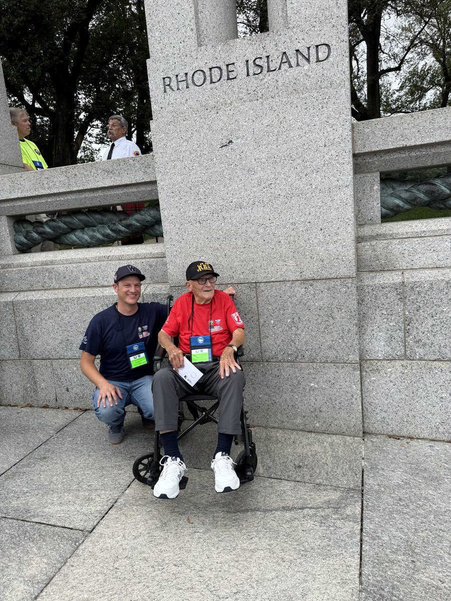 HonorFlightRI tweet media