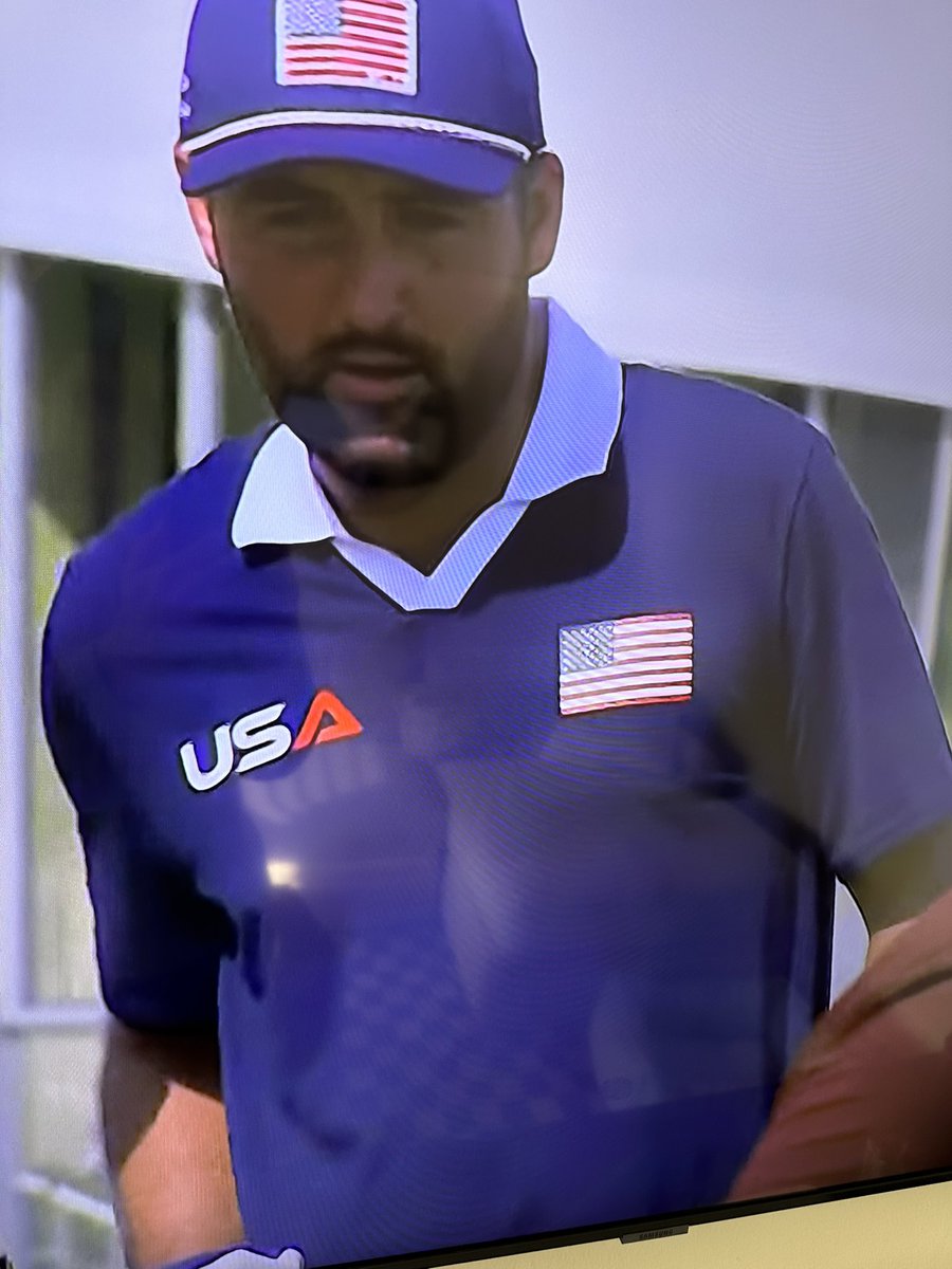 Row_Cashflow's tweet image. Walmart kit