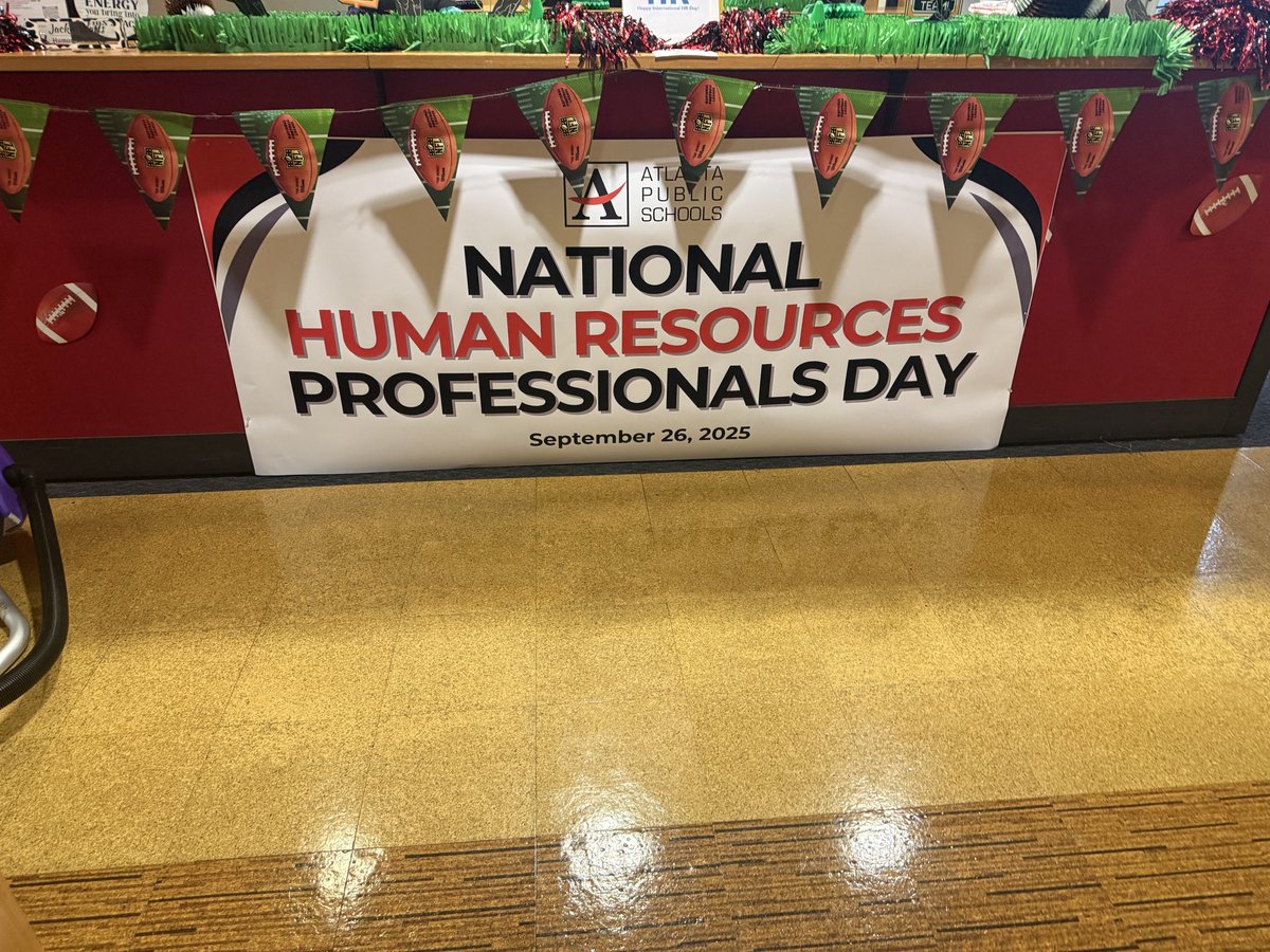 docdrewlovett's tweet image. Happy National HR Professionals Day! I’m so thankful for the ability to work in a department where our Chief leads with service and heat! Thank you to all HR Professionals! #TeamHR @apsupdate #OurStrengthisOurTeam