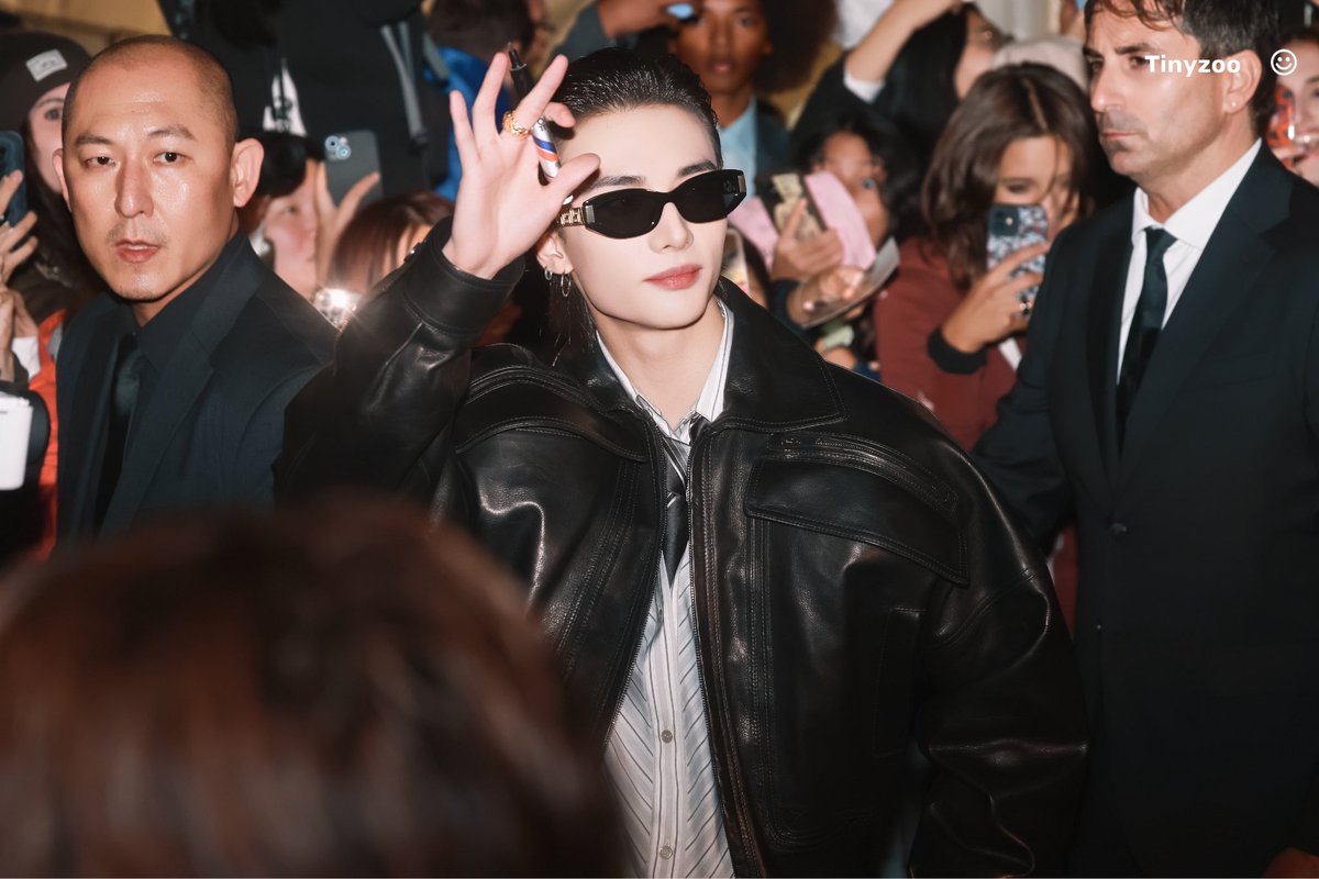 만홍 tweet media