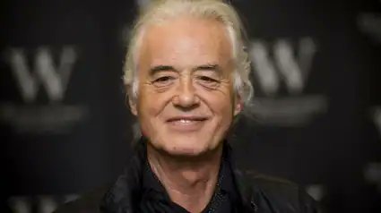 plasticosydecib's tweet photo. Jimmy Page, maestro del riff, llevó a Led Zeppelin a la perfección. Su cuarto disco, LZ IV, infalible, reúne 8 obras maestras como 'Stairway to Heaven'. ¡Clásico absoluto!
#LedZeppelin #JimmyPage #LZIV #RockClásico #Música
Toda la info👉 https://t.co/3tcfAckBqg https://t.co/VbcHs5RUmN