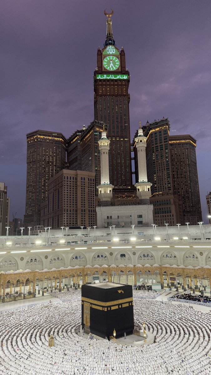 HolyMakkah01's tweet photo. بلند و برتر https://t.co/ogxaYbZrjQ